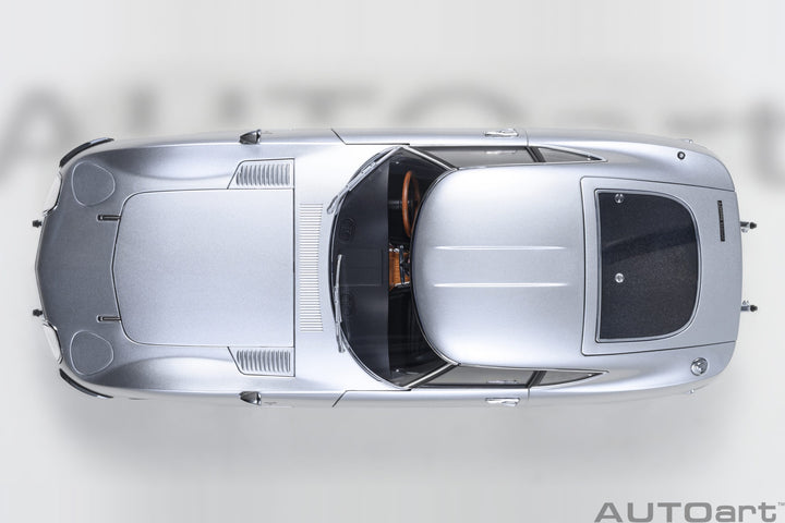 [Preorder] AUTOart 1:18 Toyota 2000GT 1967 Silver 79548