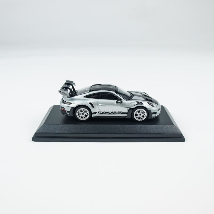 [Preorder] MINICHAMPS 1:64 PORSCHE 911 (992) GT3 RS - 2024 CLDC 643062124