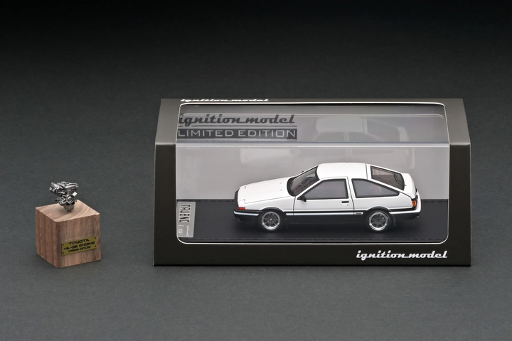 Ignition Model 1:43 Toyota Sprinter Trueno 3Dr GT Apex (AE86) White/Black With Engine IG2941
