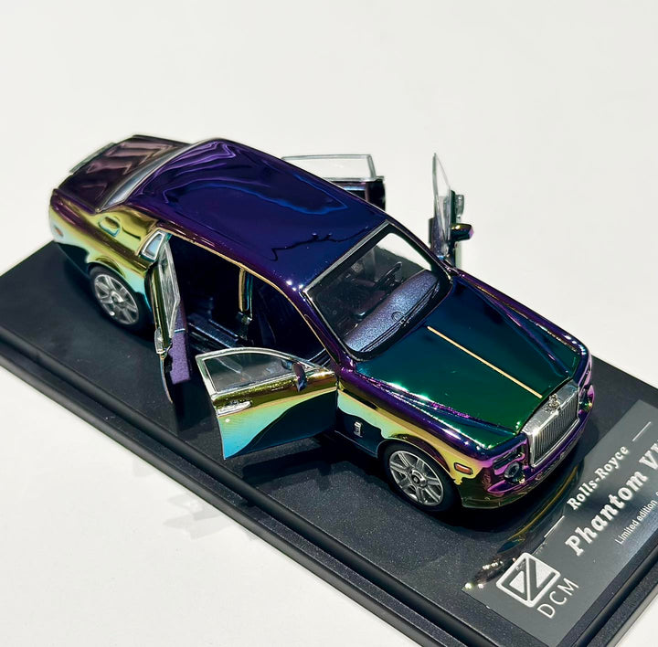 DCM 1:64 Rolls-Royce Phantom 7th Generation (3 Colours)