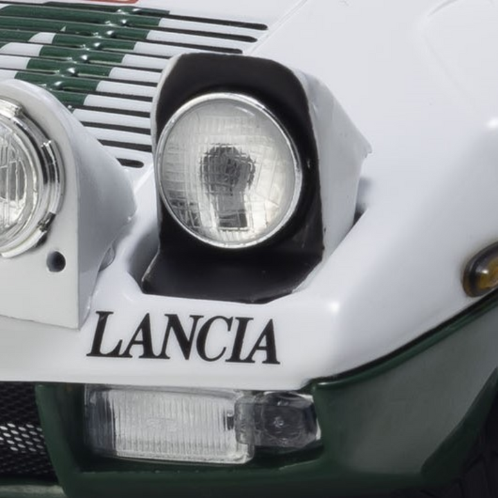 [Preorder] Kyosho 1:18 Lancia Stratos HF - Winner 1975 Monte Carlo Nr.14 - 08130E