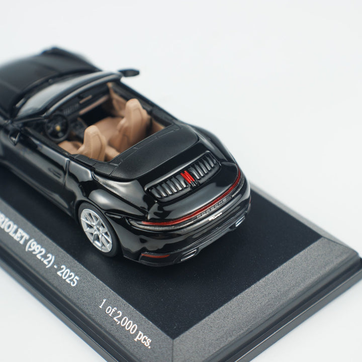 [Preorder] Minichamps 1:64 PORSCHE 911(992.2) CARRERA CABRIOLET  CLDC 643064035