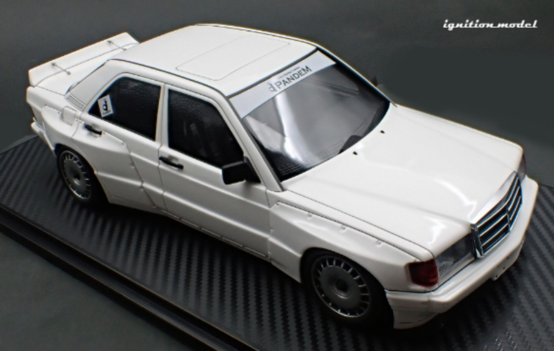[Preorder] Ignition Model 1:18 PANDEM 190 White IG3774