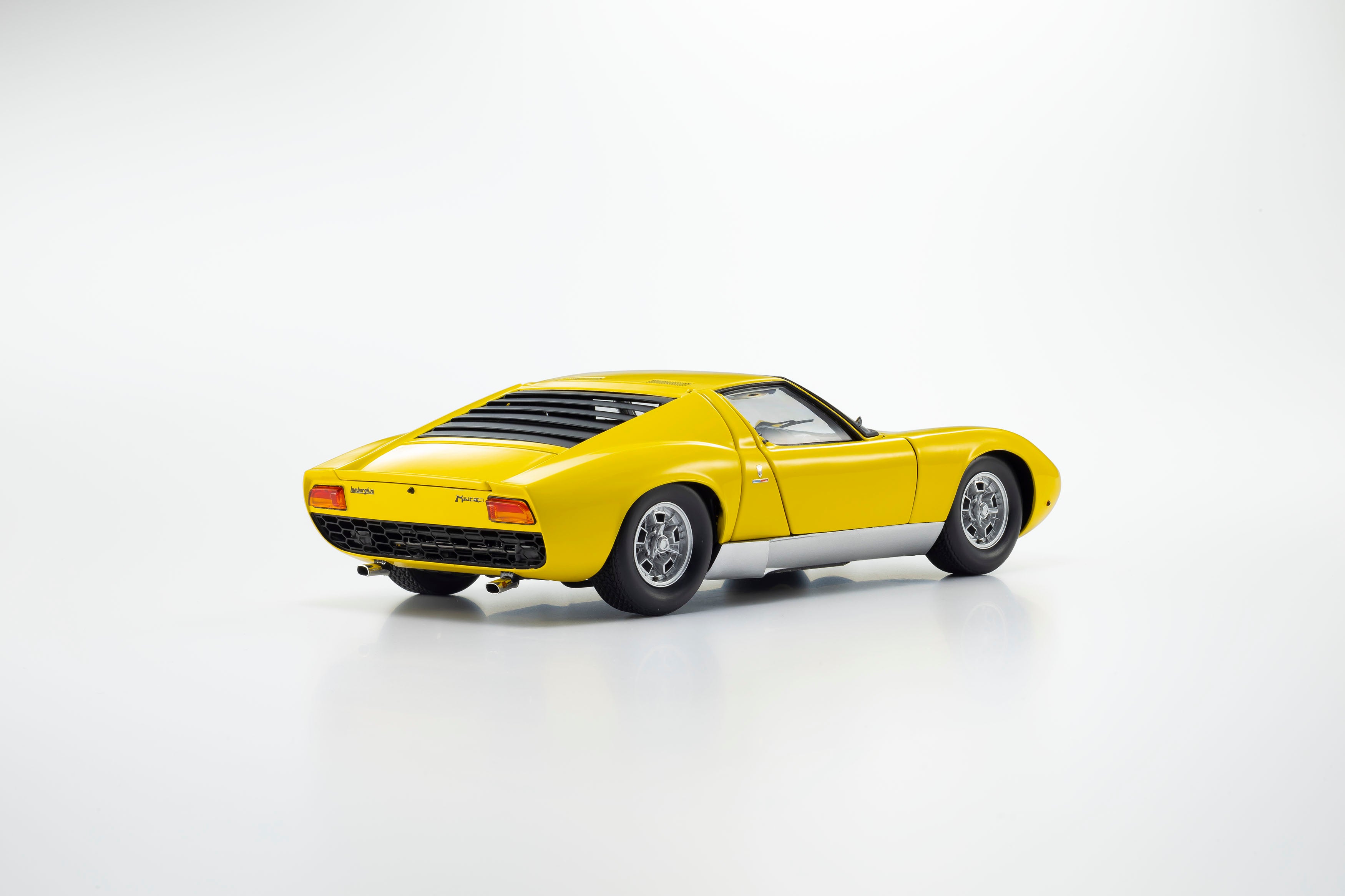 Preorder] Kyosho 1:18 LAM MIURA P 400 (YELLOW) 08314Y – Horizon