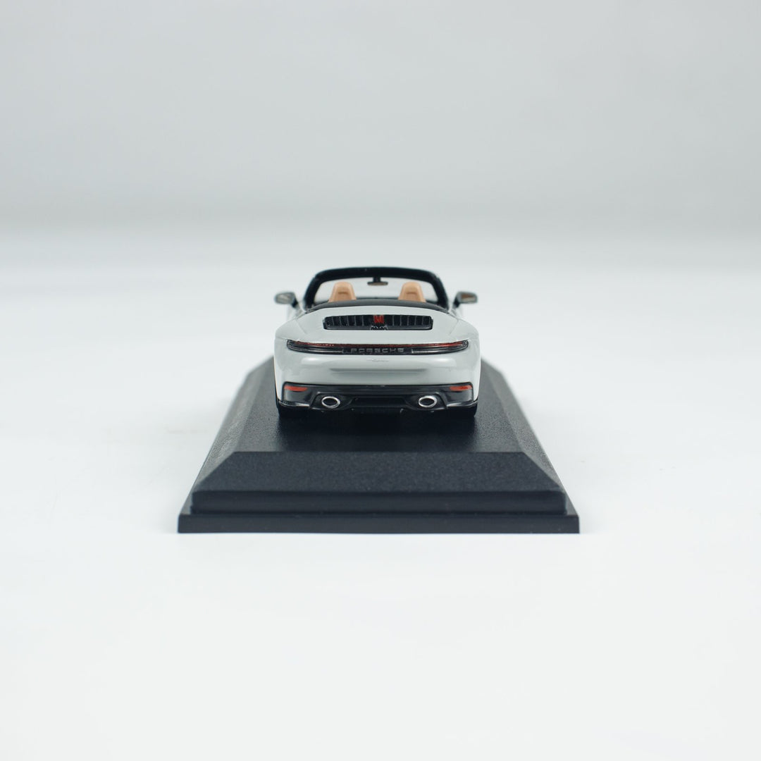[Preorder] Minichamps 1:64 PORSCHE 911(992.2) CARRERA CABRIOLET CHALK CLDC 643064037