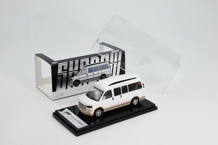 [Preorder] Shadow 1:64 SAVANA EXPLORER LIMITED SE LHD (3 Colours) LL-057-287/LL-057-289/LL-057-290