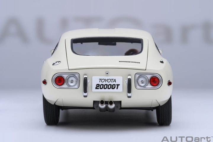 [Preorder] AUTOart 1:18 Toyota 2000GT 1967 White 79546