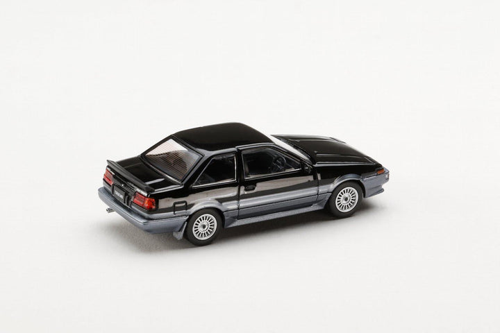 [Preorder] Hobby Japan 1:64 Toyota SPRINTER TRUENO GT APEX (AE86) 2 DOOR LATE VERSION (3 Colours) HJ643095WK/ HJ643095RK/ HJ643095BS