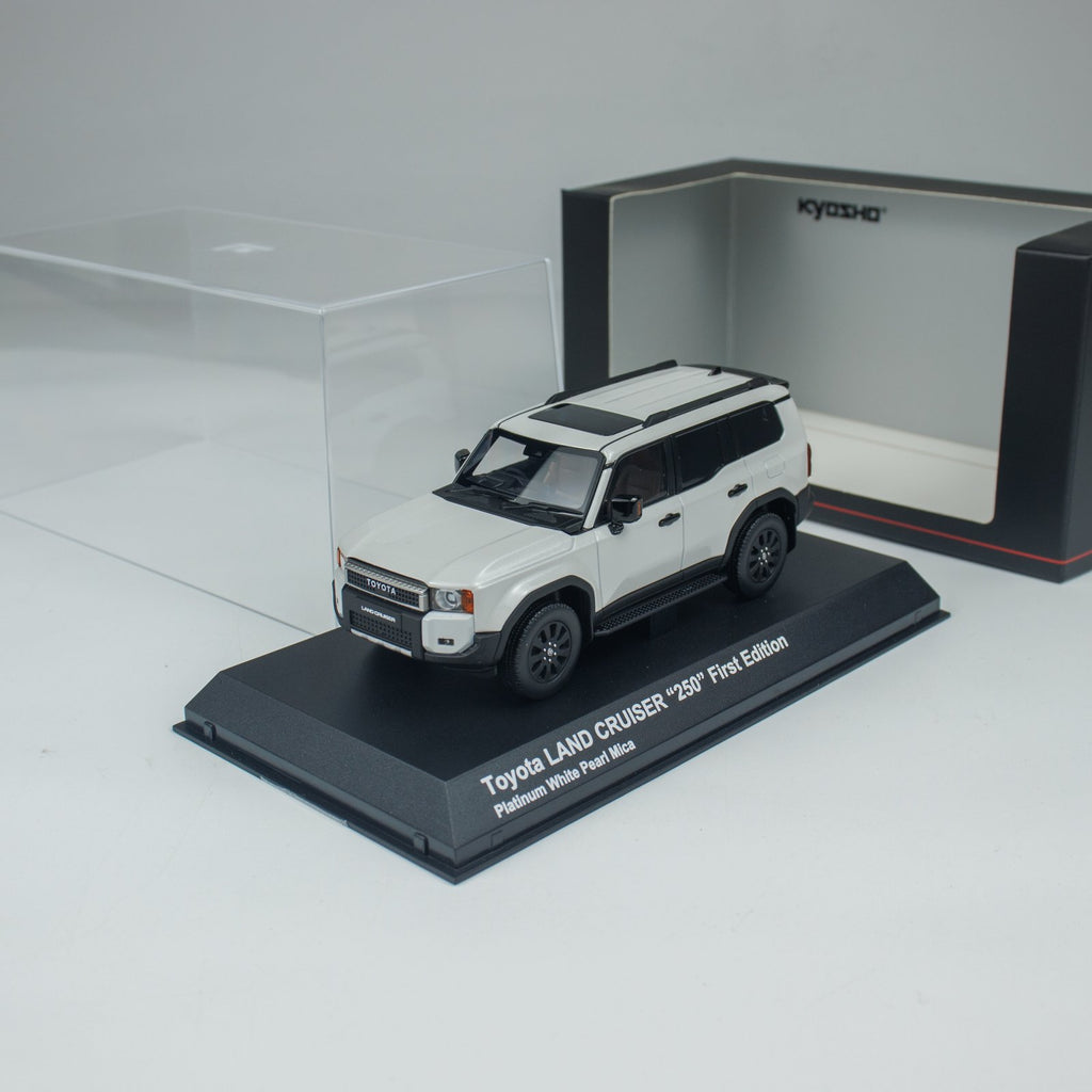 Kyosho 1:43 Toyota Land Cruiser 250 ZX First Edition KS03927PW1