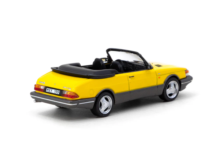 Tarmac Works 1:64 Saab 900 Turbo Convertible Yellow T64G-067-YE