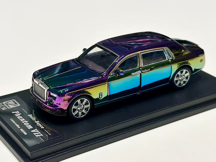 DCM 1:64 Rolls-Royce Phantom 7th Generation (3 Colours)
