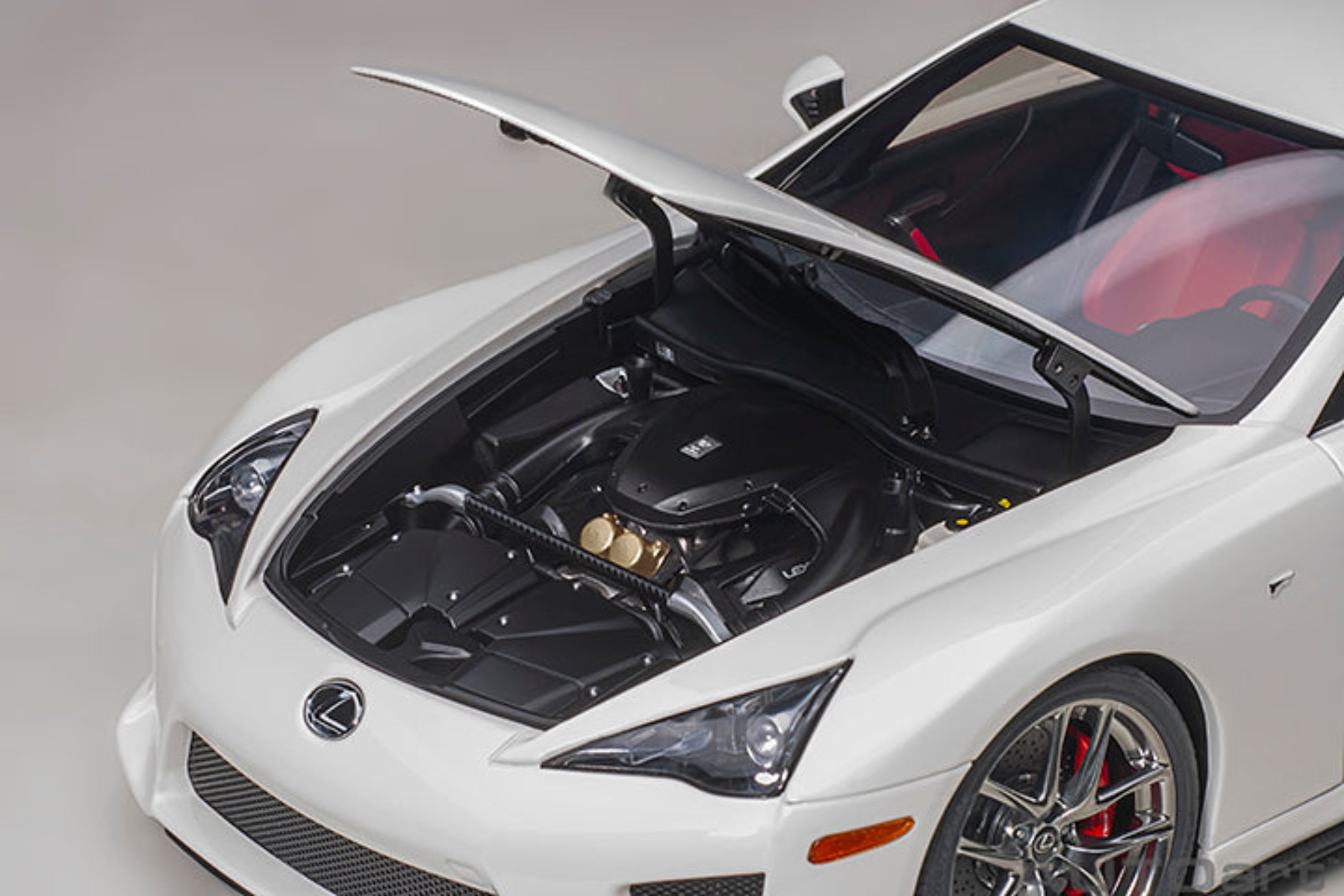 レクサス LFA 1/18 1/18 Scale Lexus LFA (Matt Black) Composite Model Car By Autoart