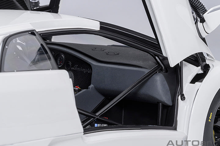 [Preorder] AUTOart 1:18 Lamborghini Diablo GT-R  - Impact White 79136