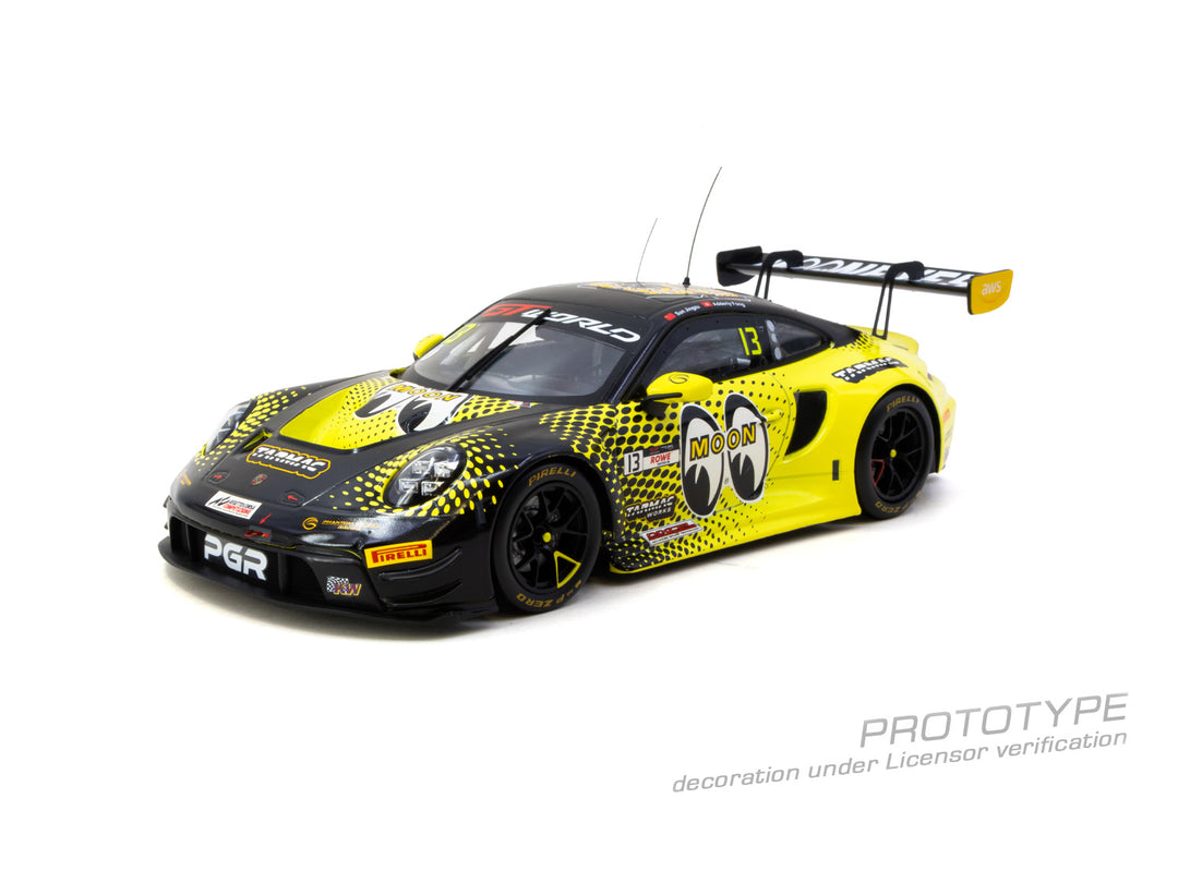 [Preorder] Tarmac Works 1:18 Porsche 911 GT3 R GT World Challenge Asia 2025 T18-008-25FUJ13