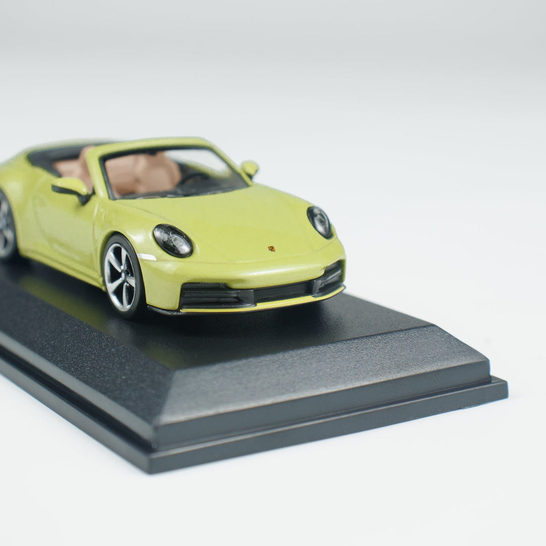 [Preorder] Minichamps 1:64 PORSCHE 911(992.2) CARRERA CABRIOLET YELLOW CLDC 643064034