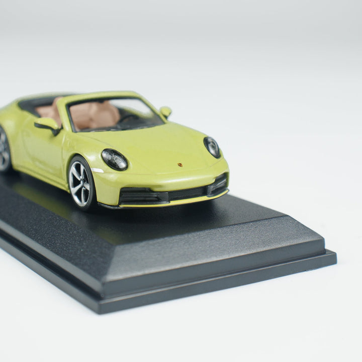 [Preorder] Minichamps 1:64 PORSCHE 911(992.2) CARRERA CABRIOLET YELLOW CLDC 643064034