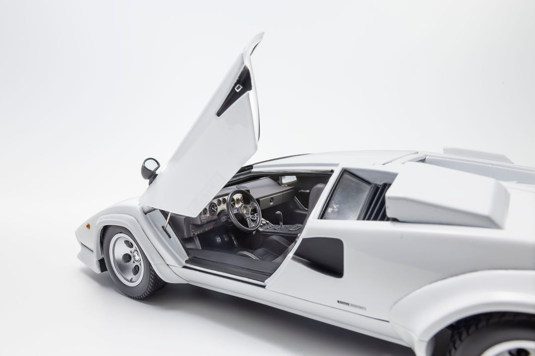 [Preorder] Kyosho 1:18 Lamborghini Countach LP 400 S -White 08320WFL