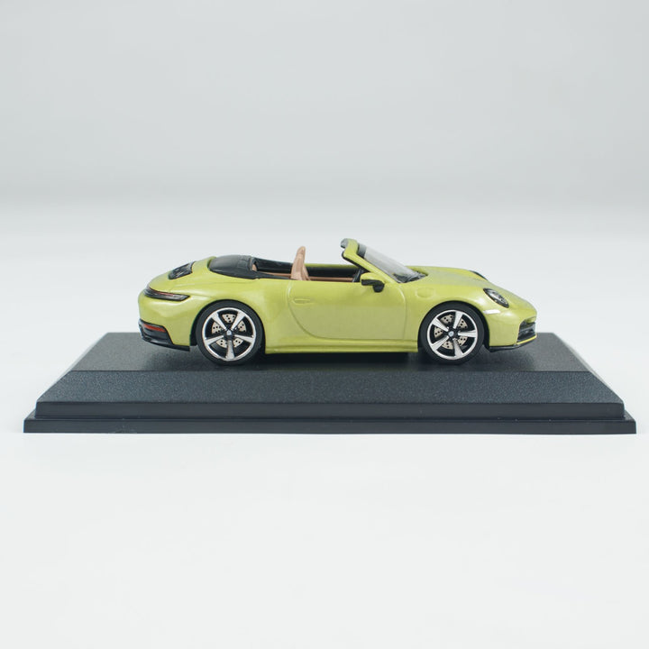 [Preorder] Minichamps 1:64 PORSCHE 911(992.2) CARRERA CABRIOLET YELLOW CLDC 643064034