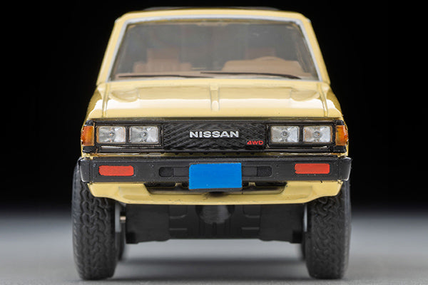 TLVN Tomica Limited Vintage Neo 1:64 Nissan Truck 4X4 King Cab North American Specification