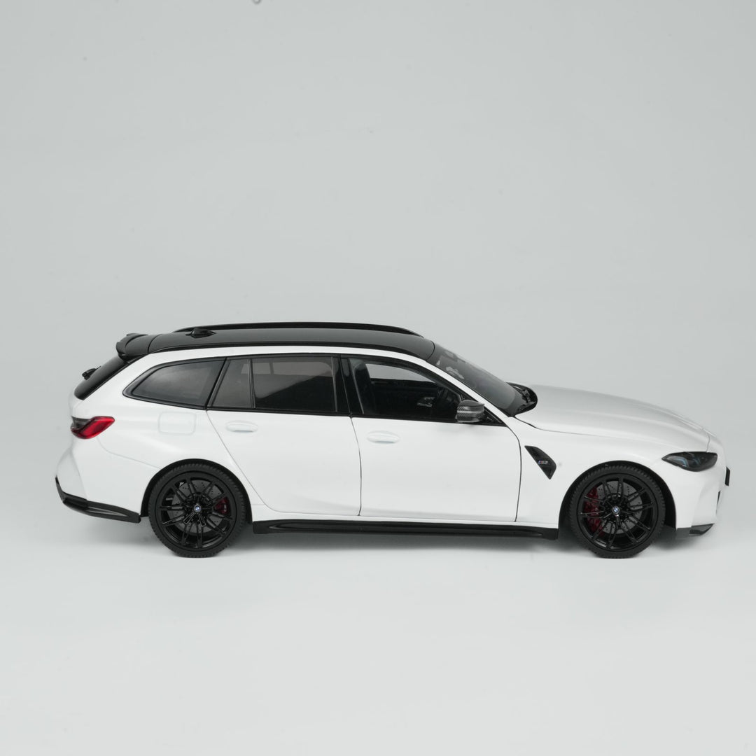 [Preorder] MINICHAMPS 1:18 BMW M3 TOURING - 2024 - ALPINE WHITE CLDC 113024018