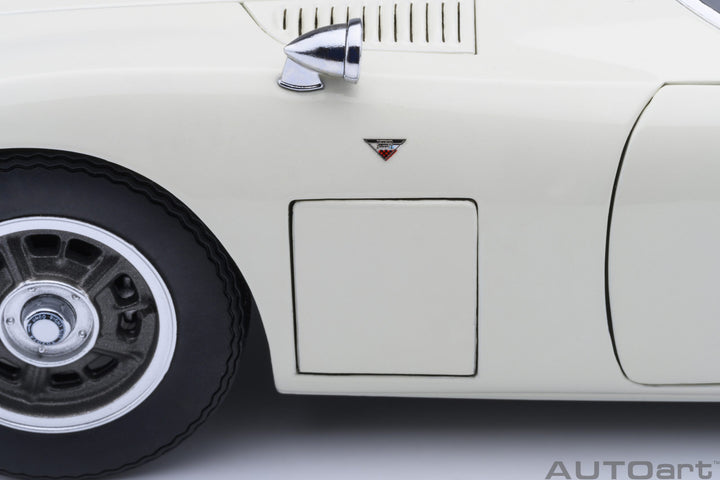 [Preorder] AUTOart 1:18 Toyota 2000GT 1967 White 79546