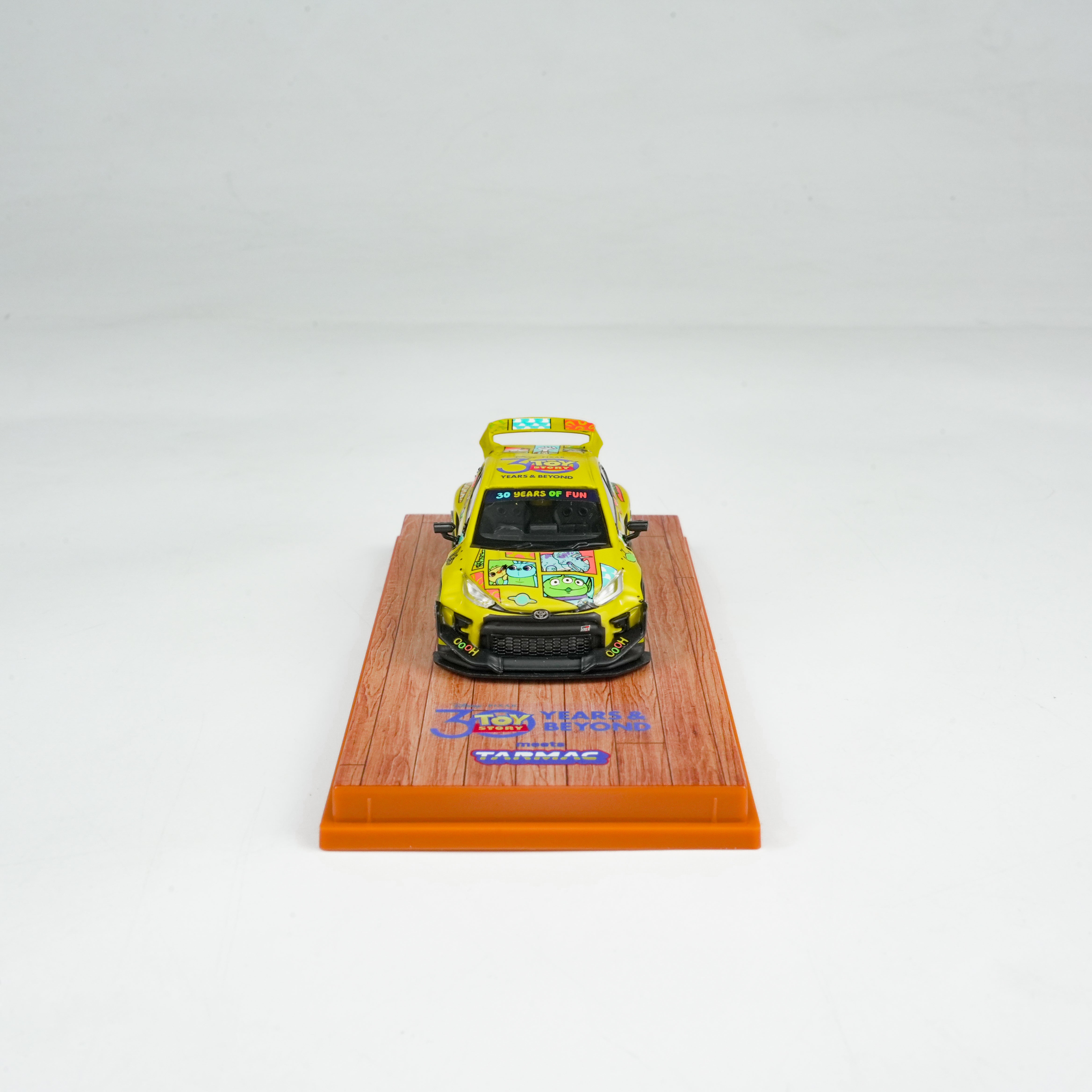 kaijin SPACE RACERS Tartare オリジナルペイント Preorder] Tarmac Works 1:64 Pandem Toyota GR Yaris Toy Story