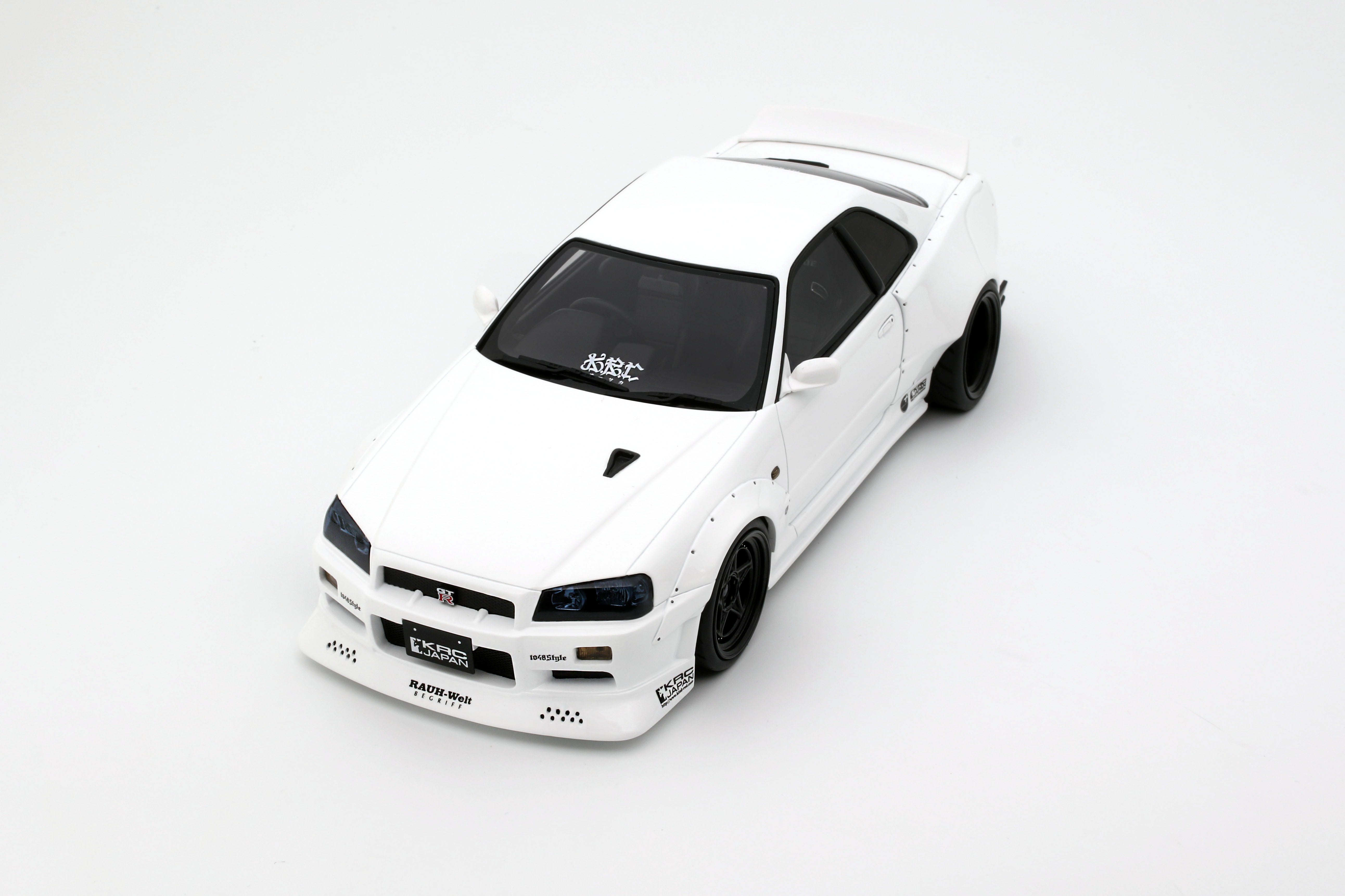 Preorder] OttO 1:18 NISSAN SKYLINE GT-R (BNR34) BY KRC PEARL WHITE