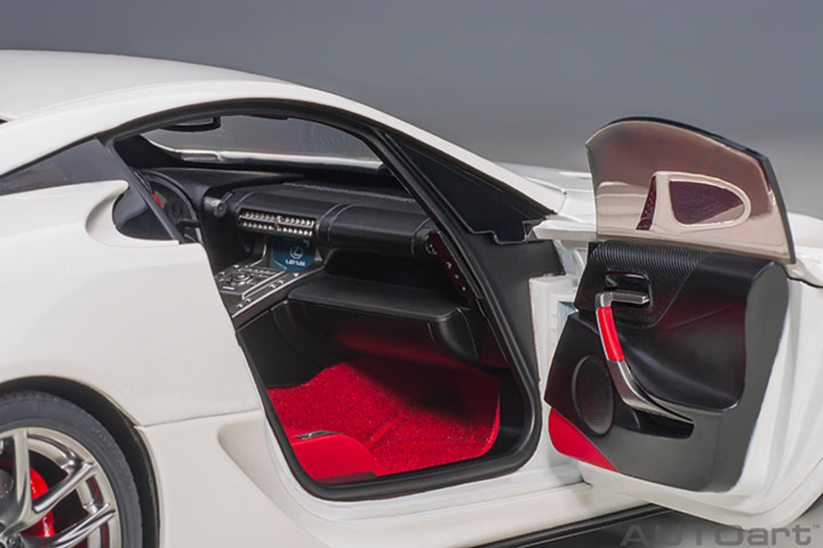 AUTOart 1:18 Lexus LFA - Whitest White 78850 – Horizon Diecast