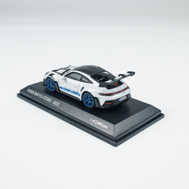 [Preorder] MINICHAMPS 1:64 PORSCHE 911 (992) GT3 RS - 2022 CLDC 643062122
