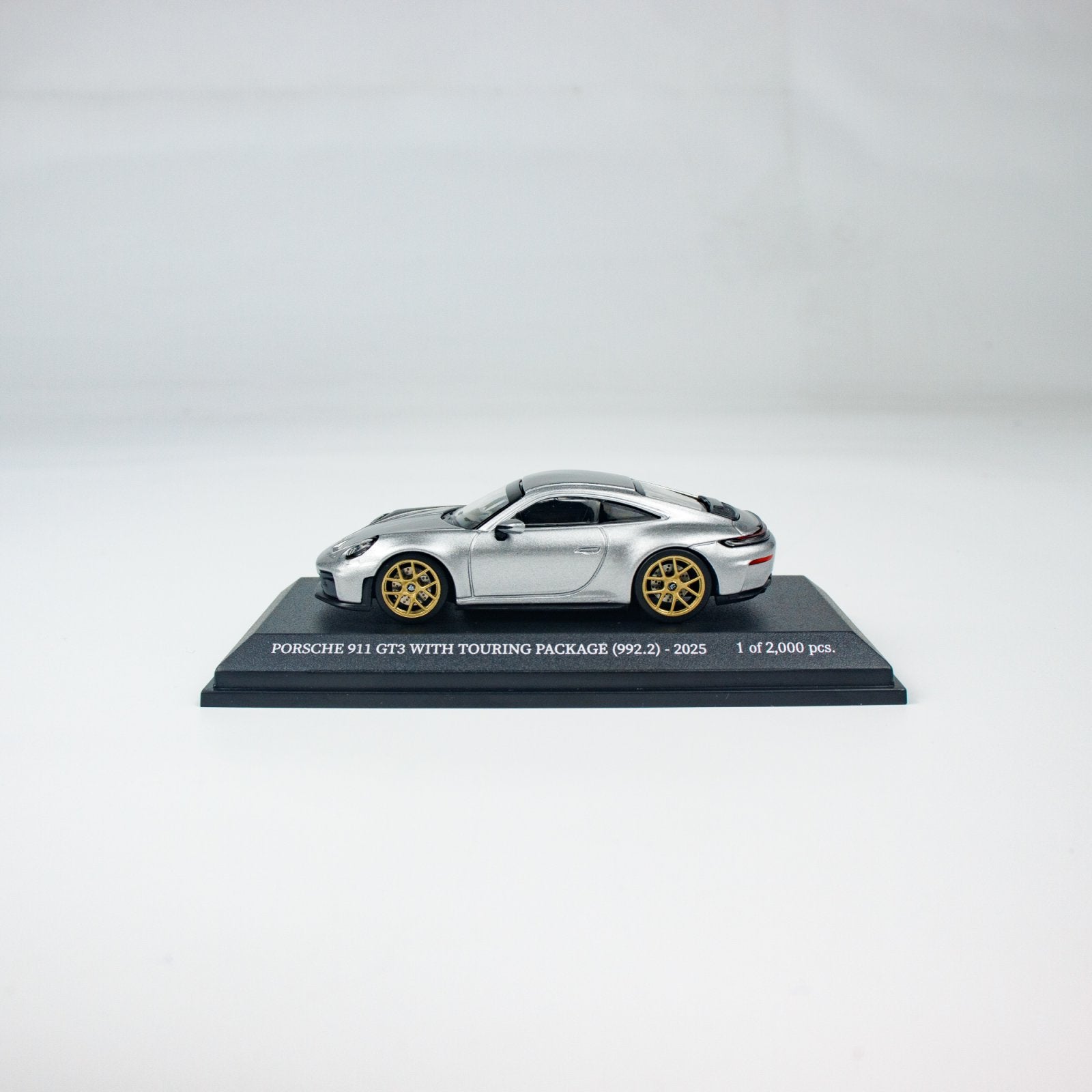 Minichamps 1:64 PORSCHE 911 (992.2) GT3 TOURING - 2025 - SILVER