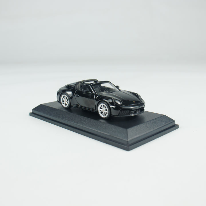 [Preorder] MINICHAMPS 1:64 PORSCHE 911 (992.2) TARGA 4 GTS -2025-BLACK CLDC 643064147