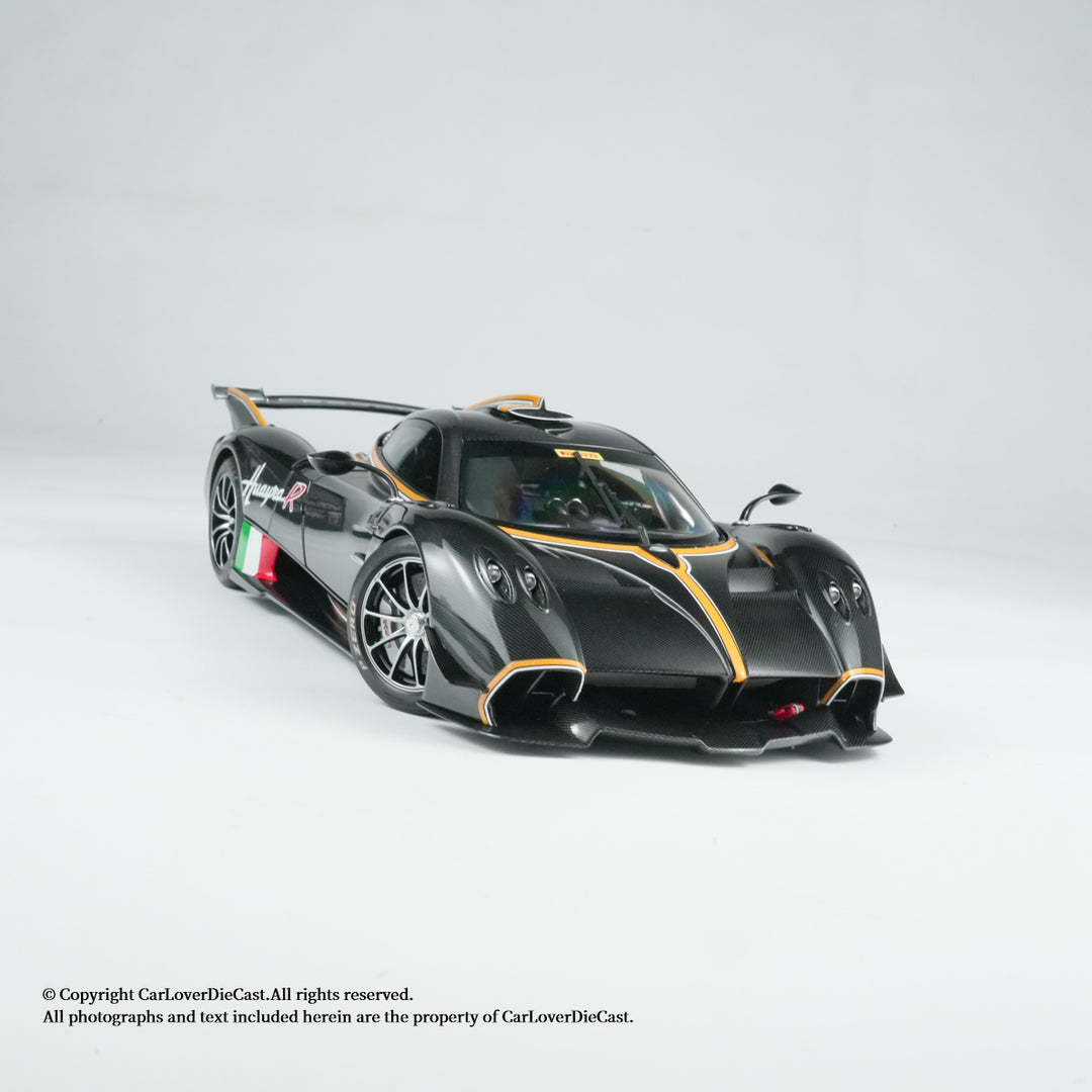 LCD 1:18 Pagani Huyara R Carbon Black LCD18012-CB