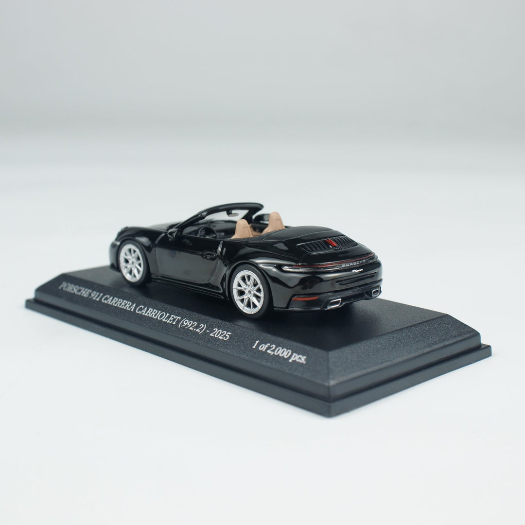 [Preorder] Minichamps 1:64 PORSCHE 911(992.2) CARRERA CABRIOLET  CLDC 643064035