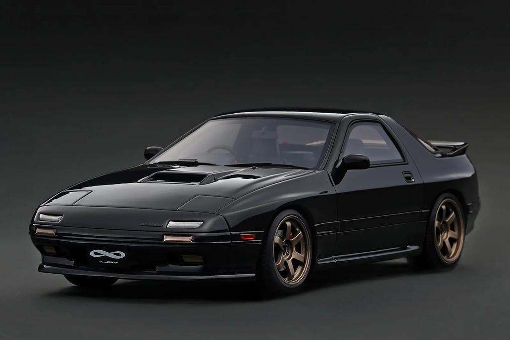 Preorder] Ignition Model 1:18 Mazda Savanna RX-7 Infini (FC3S