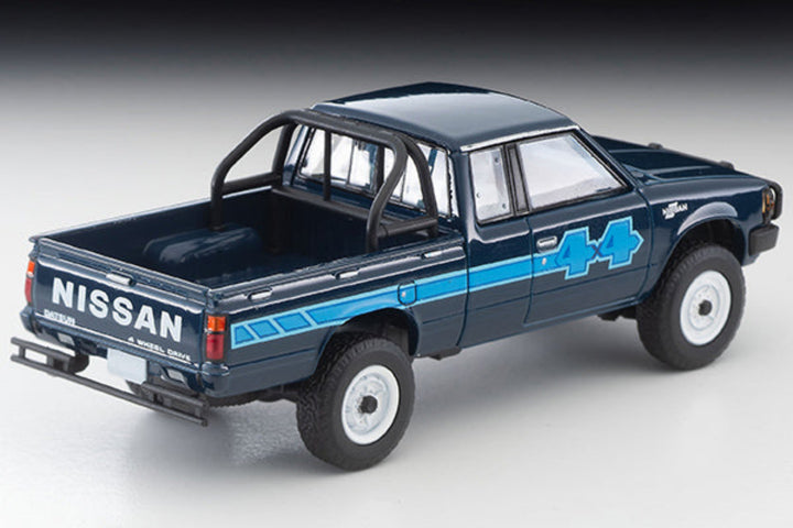 Tomytec TLVN 1:64 Nissan Truck 4X4 King Cab North American version (blue)
