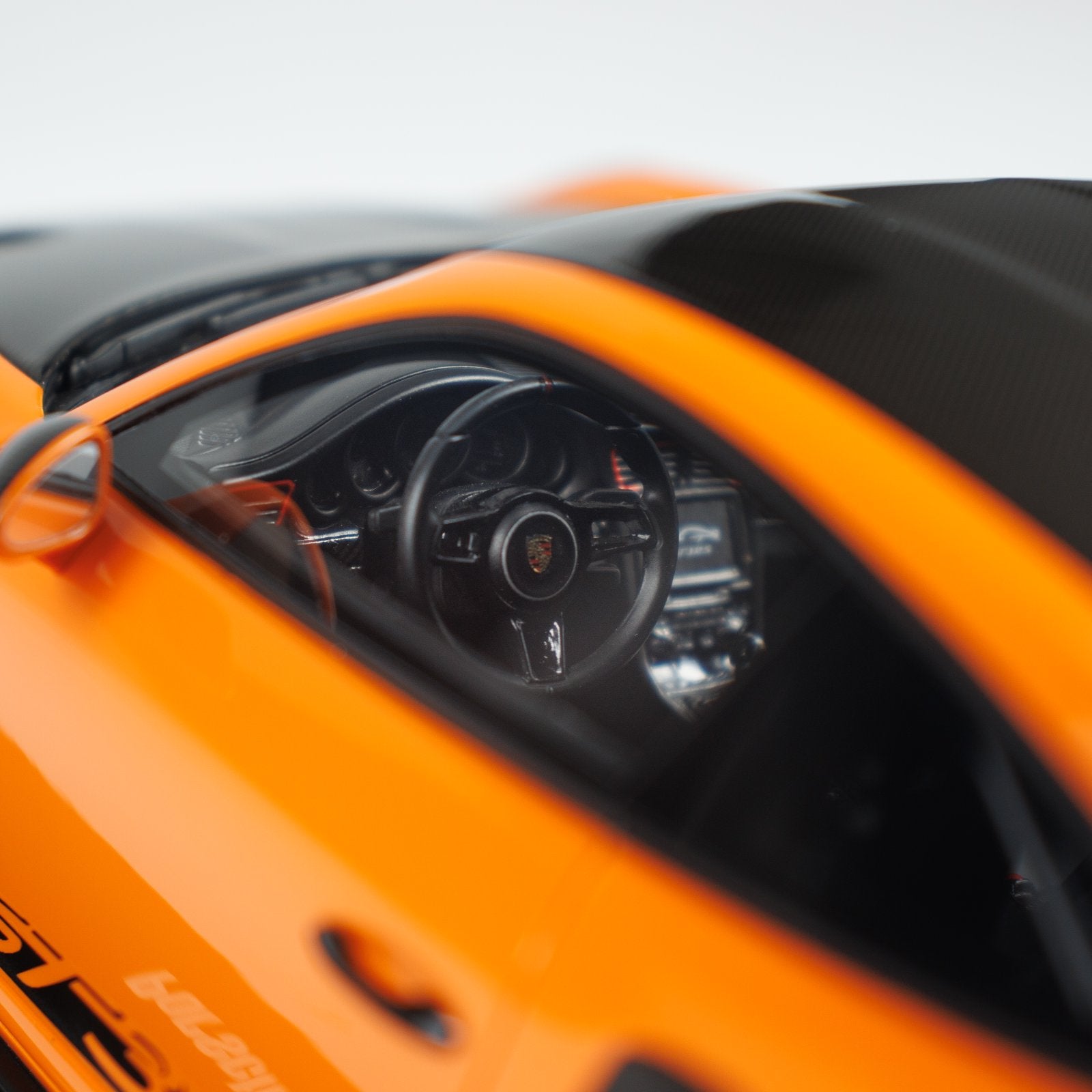 GT Spirit 1:18 PORSCHE 911 (991.2) GT3 RS CLDC044 – Horizon Diecast