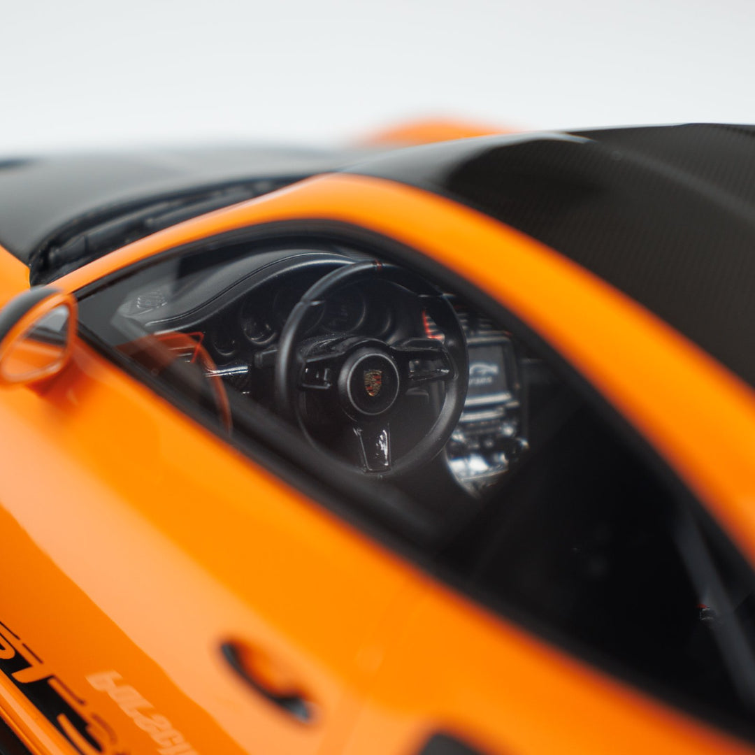 GT Spirit 1:18 PORSCHE 911 (991.2) GT3 RS CLDC044