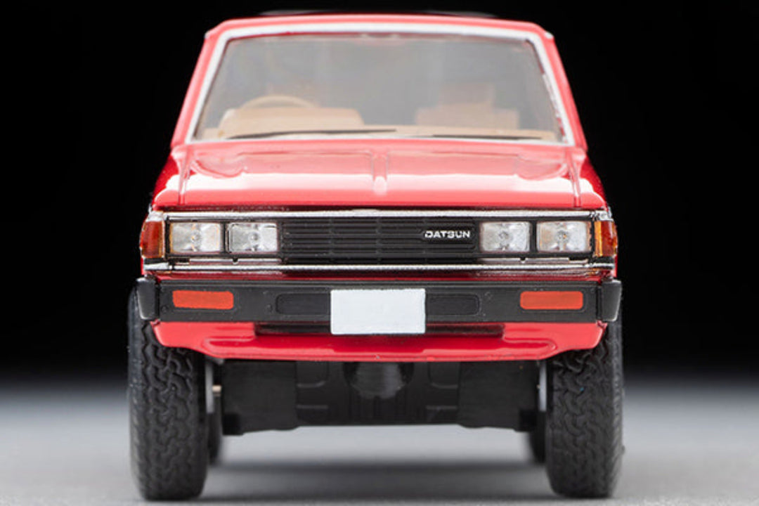 Tomytec TLVN 1:64 Datsun Truck 4WD King Cab AD (Red)