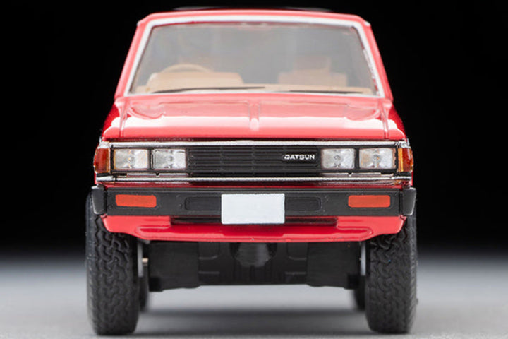 Tomytec TLVN 1:64 Datsun Truck 4WD King Cab AD (Red)