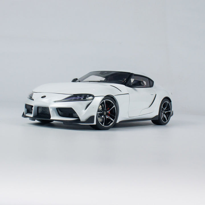 [Preorder] WELL 1:18 Toyota Supra A90 (2 Colors)