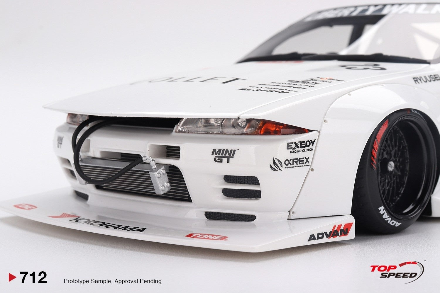 Preorder] Topspeed 1:18 LBWK Nissan Skyline GT-R (R32) Kaido Works