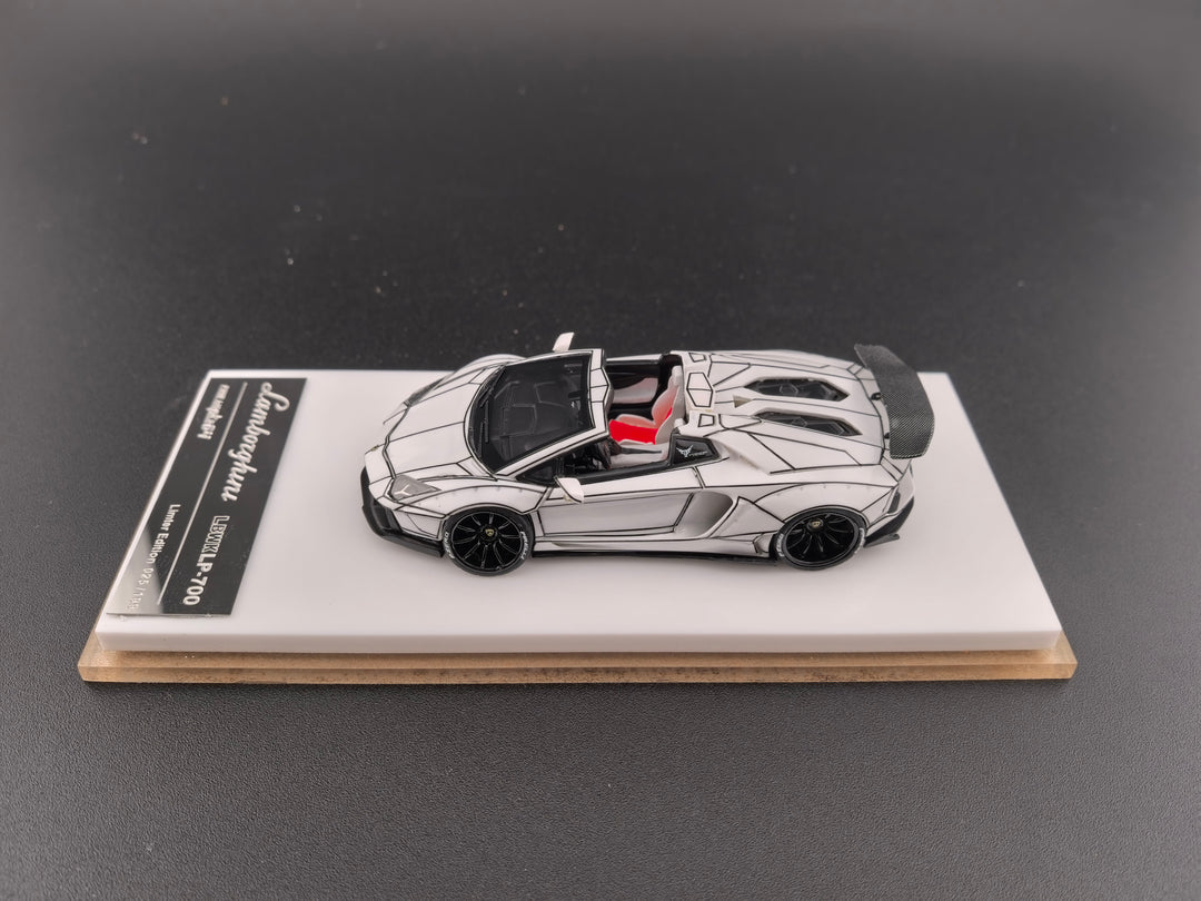 Fine works64 1:64 Lamborghini LP700 Roadster LB Wide-Body (2 Colours)