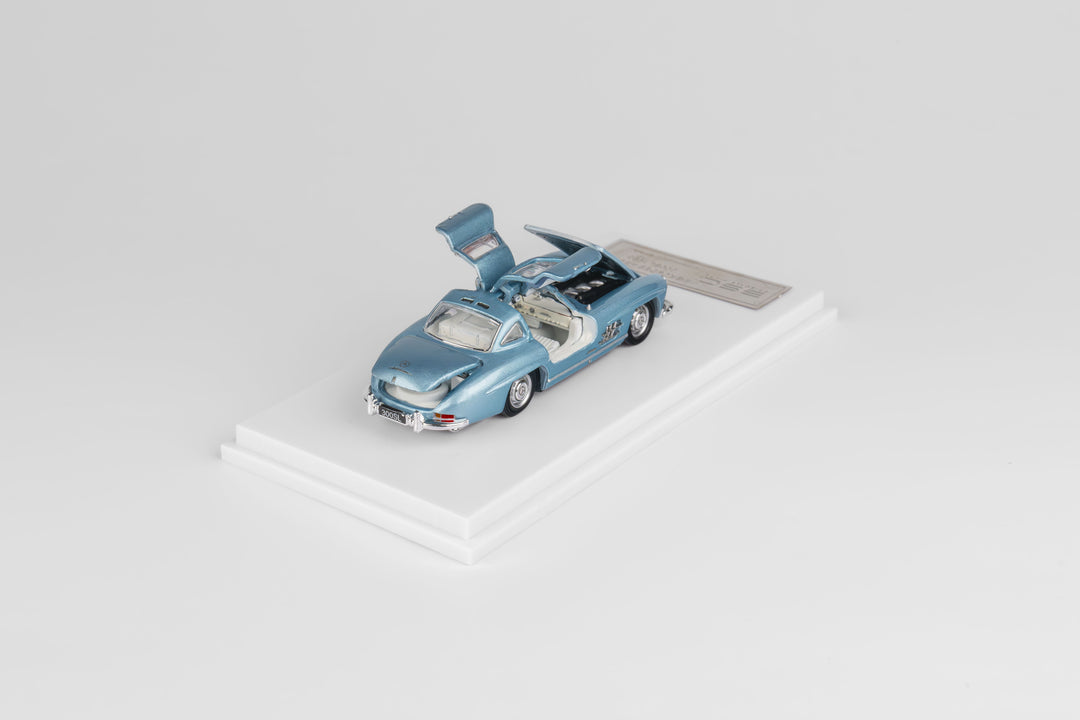 [Preorder] BSC 1:64 Mercedes-Benz 300SL (2 Colours)