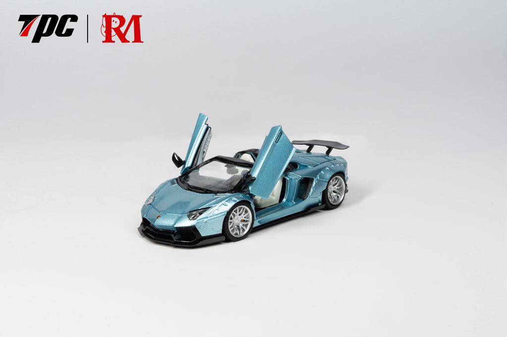 LBWK 1/64 Lamborghini aventador ＋ figure 1/64 Time Micro Lamborghini Aventador LP700 GTEVO LBWK