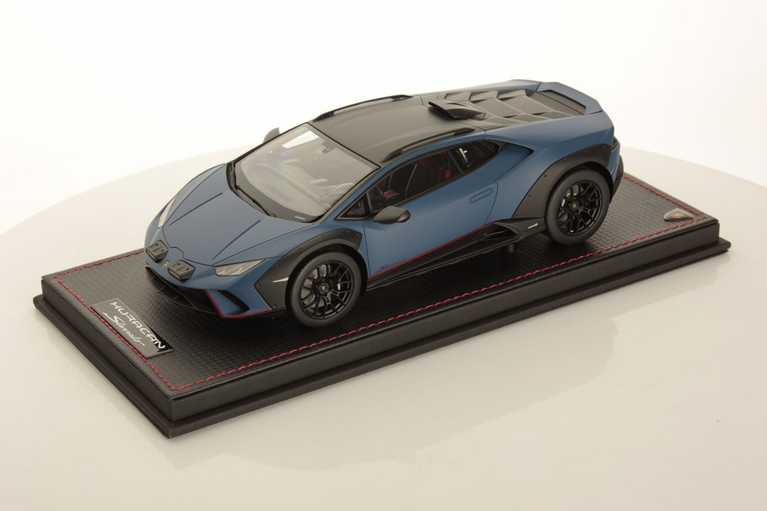 [Preorder] MR Collection 1:18 Lamborghini Huracan Sterrato (Blu Grifo)
