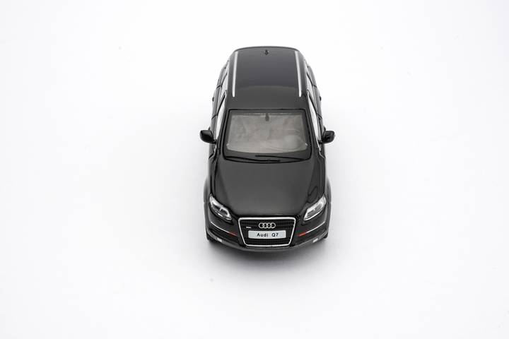 Masdi 1:64 Audi Q7 FSI quattro 2008 (2 Colours) AD3100/AD3101
