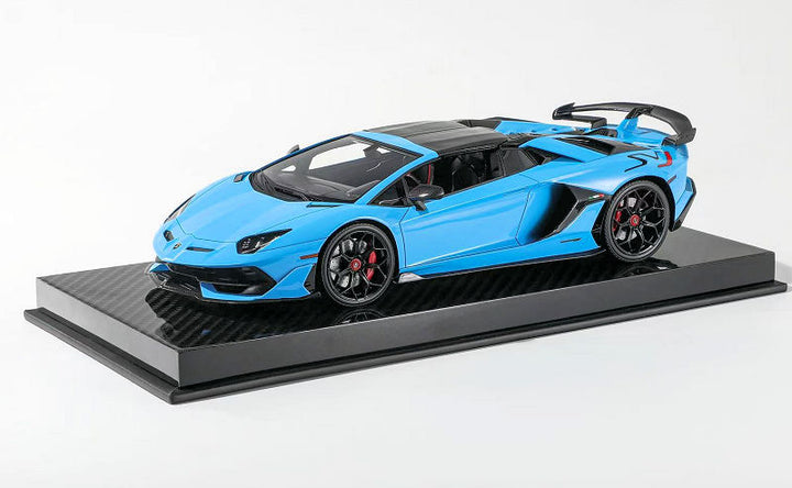 Runner X Ultra Unique 1:18 Lamborghini Aventador SVJ (3 Colours)
