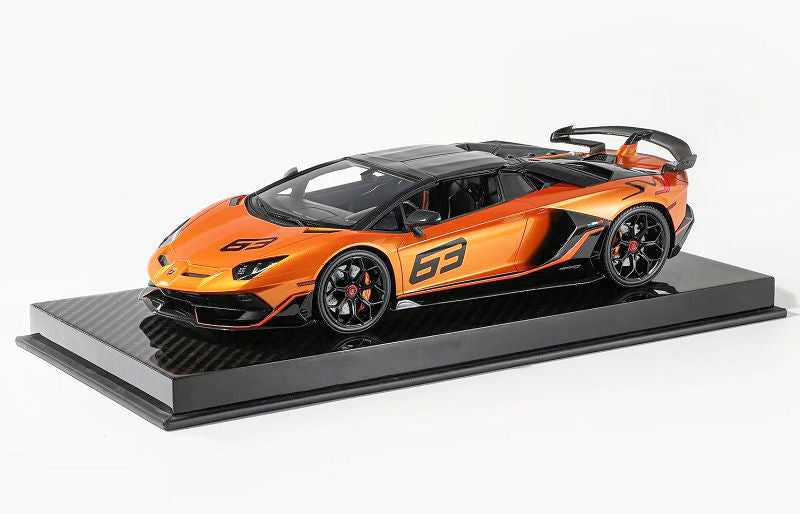 Runner X Ultra Unique 1:18 Lamborghini Aventador SVJ (3 Colours)
