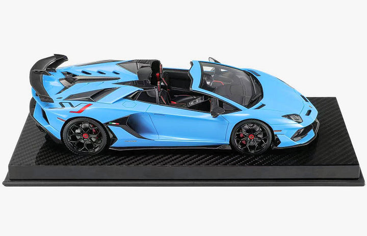 Runner X Ultra Unique 1:18 Lamborghini Aventador SVJ (3 Colours)