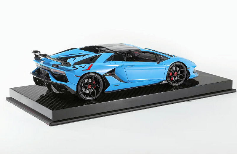 Runner X Ultra Unique 1:18 Lamborghini Aventador SVJ (3 Colours)